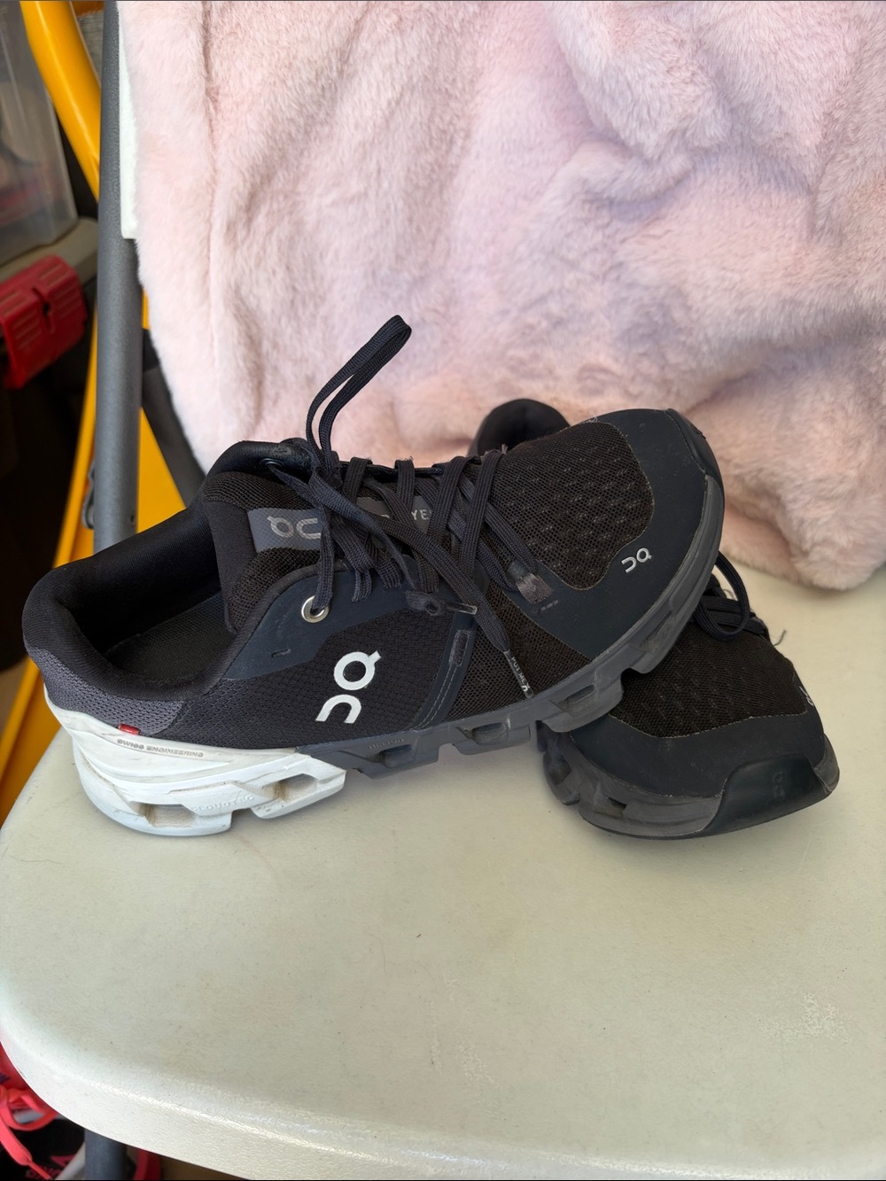 On Cloud Running Black Athletic Sneakers